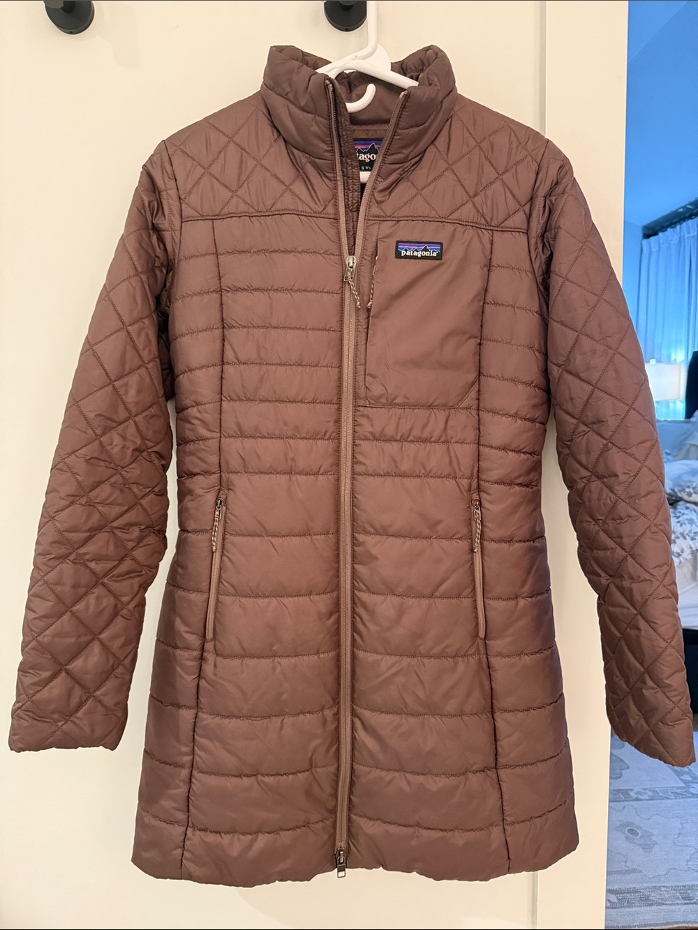 Patagonia Women’s Quilted Long Puffer Jacket - Chocolate Brown Small